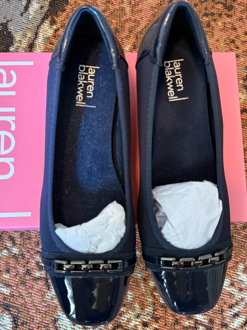 lauren blakwell Women's Round Toe Low Wedge Dress Pump size 8, Navy